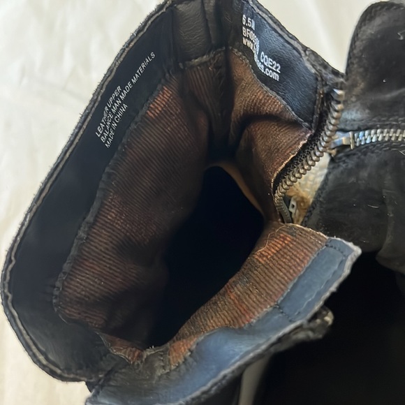 Born Kenya Bootie In Black Distressed - Picture 10 of 14